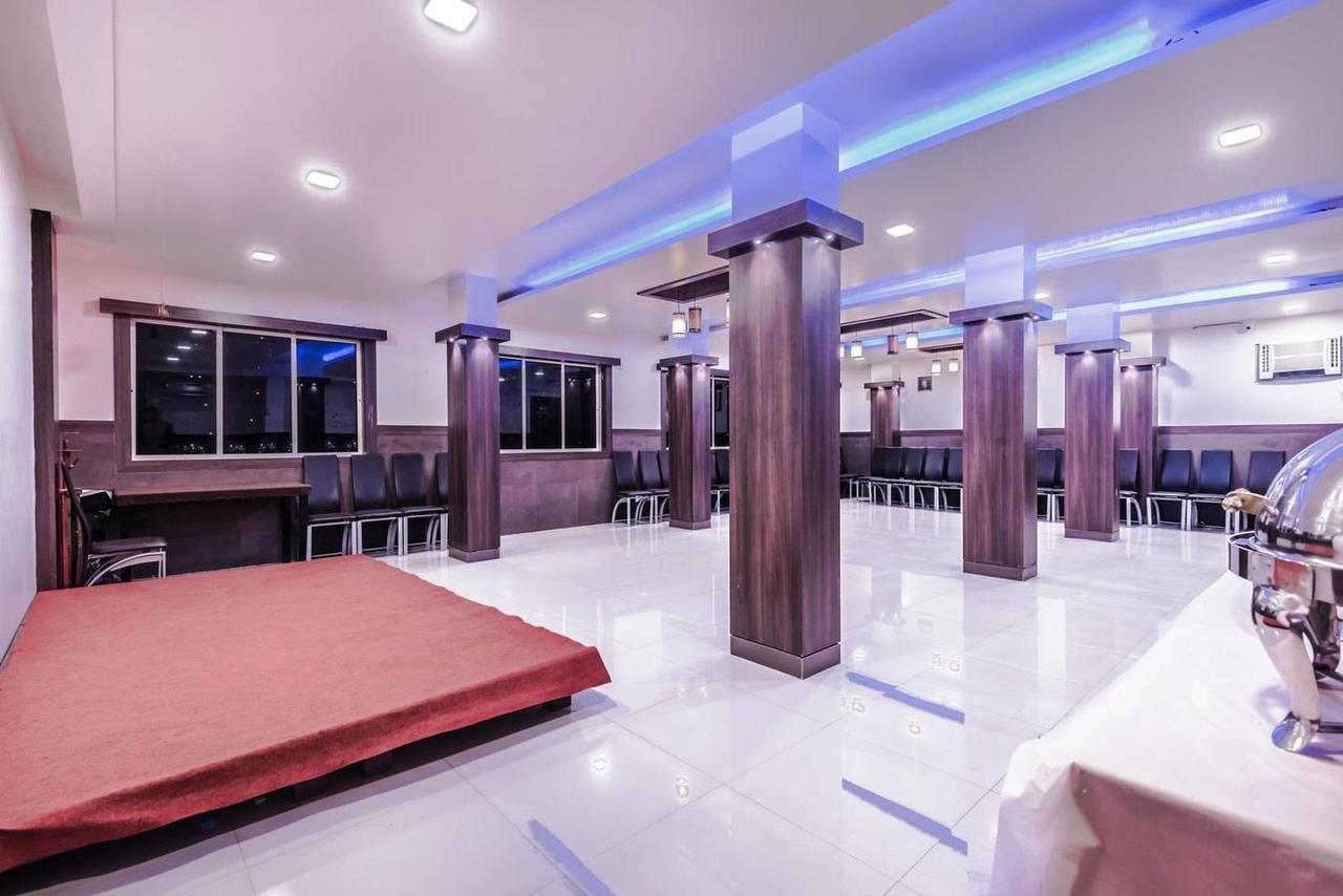 Hotel Veer Residency Панвел Екстериор снимка