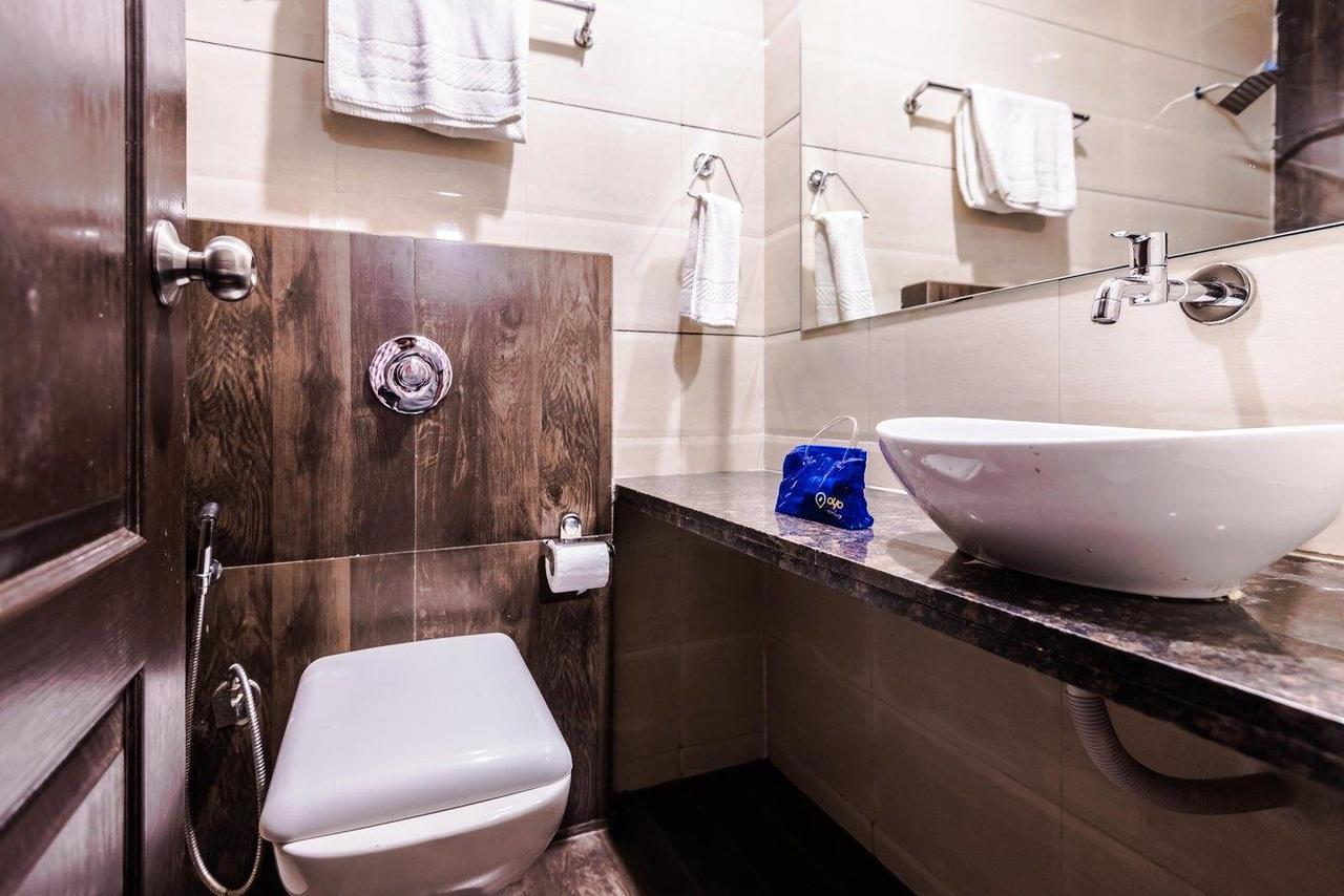 Hotel Veer Residency Панвел Екстериор снимка