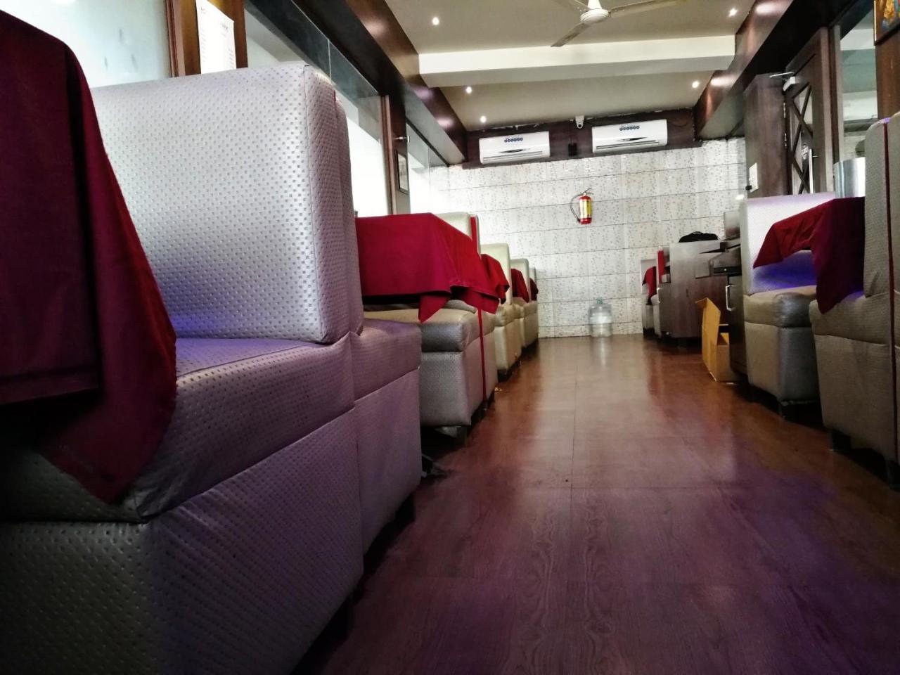 Hotel Veer Residency Панвел Екстериор снимка
