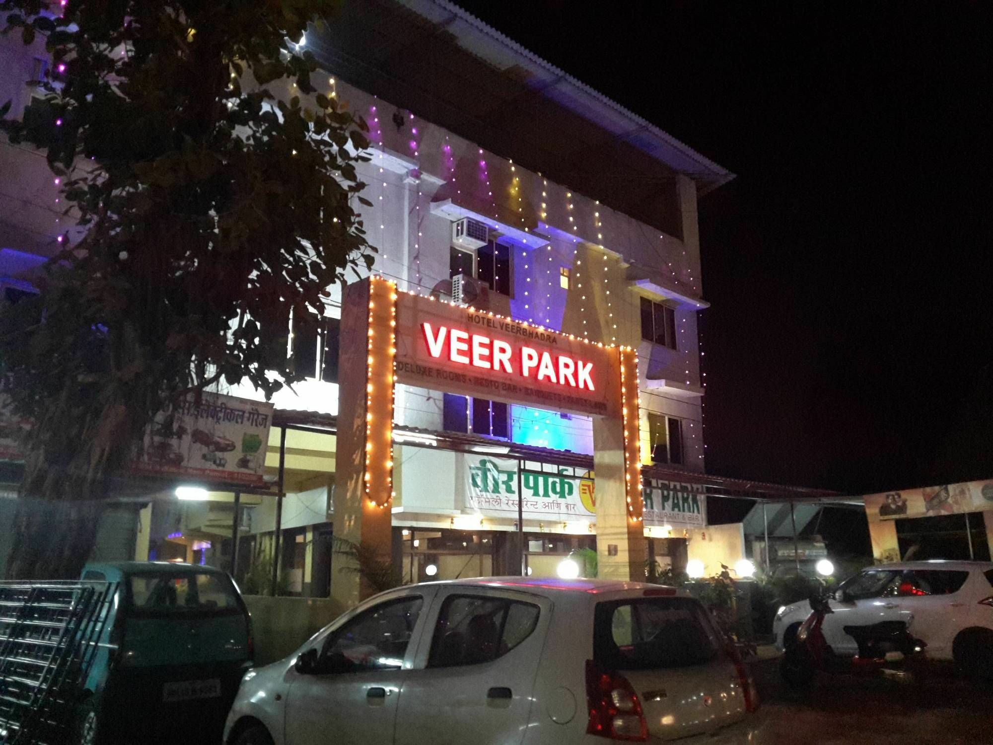 Hotel Veer Residency Панвел Екстериор снимка